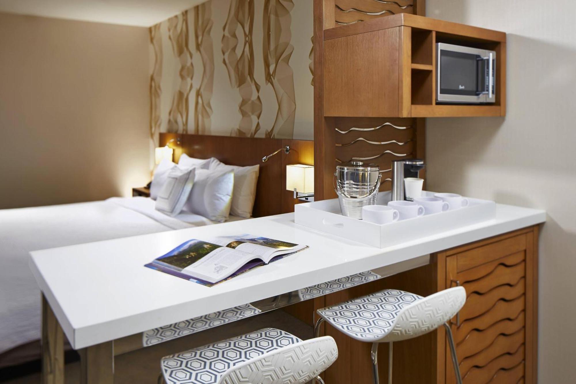 Courtyard By Marriott Sunnyvale Silicon Valley Екстериор снимка